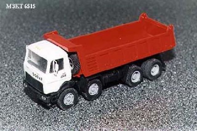 MZKT 6515 8x8 Truck