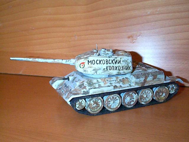 T-34-85 KOLKHOZNIK Handpainted