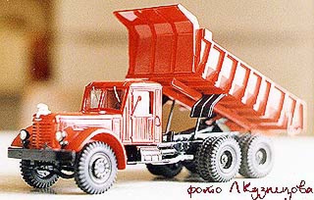YaAZ-210E 1951-1958 Dump Truck