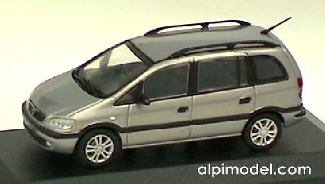 Vauxhall Zafira 1999 (Silver)